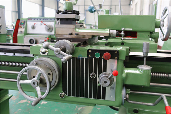 Μίνι CNC γυρίζοντας τόρνος τόρνου CA6140 μετάλλων