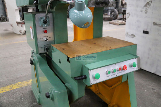 Τακτοποιώντας Punching τύπων Τύπου JB23-25 25T ανοικτή Inclinable μηχανή
